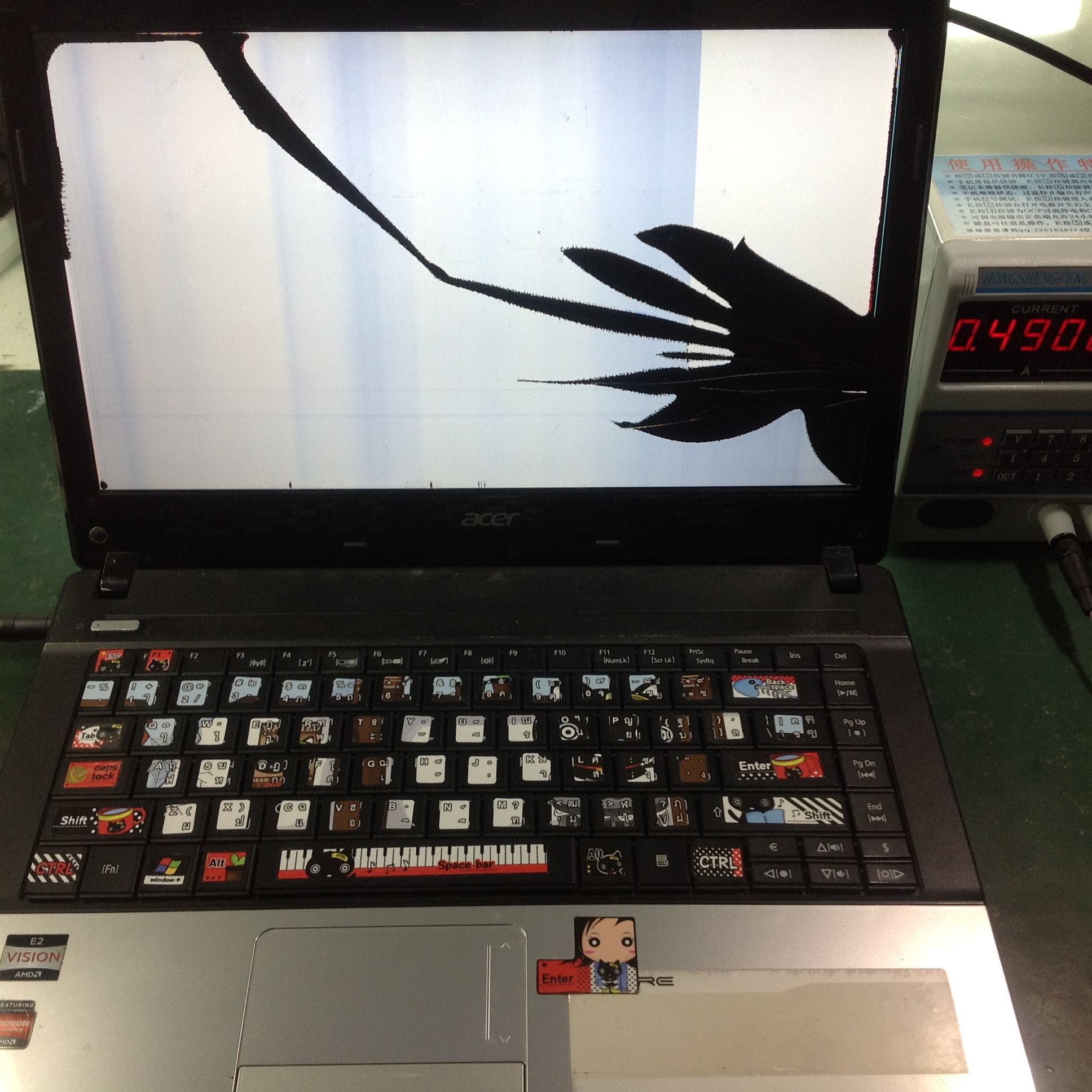 ACER E1-421 เปลี่ยนจอ