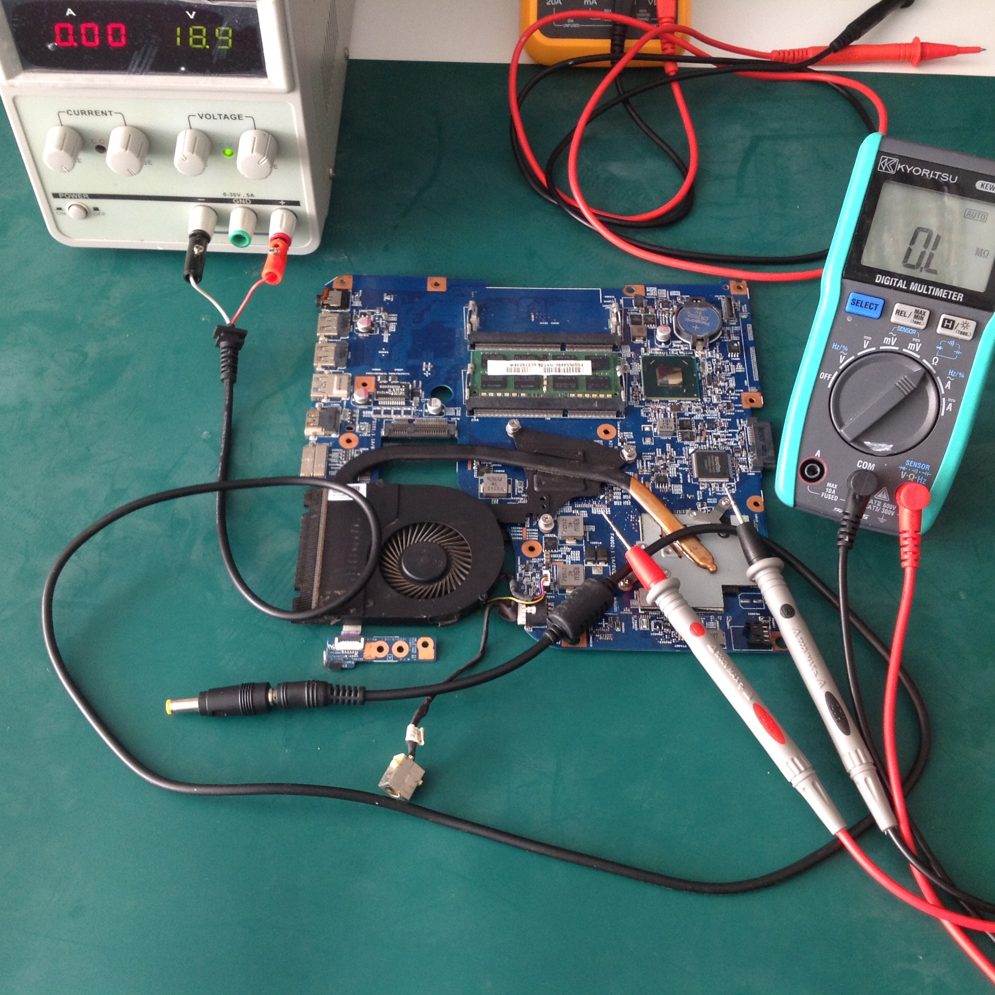 ACER V5-471G เปิดไม่ติด