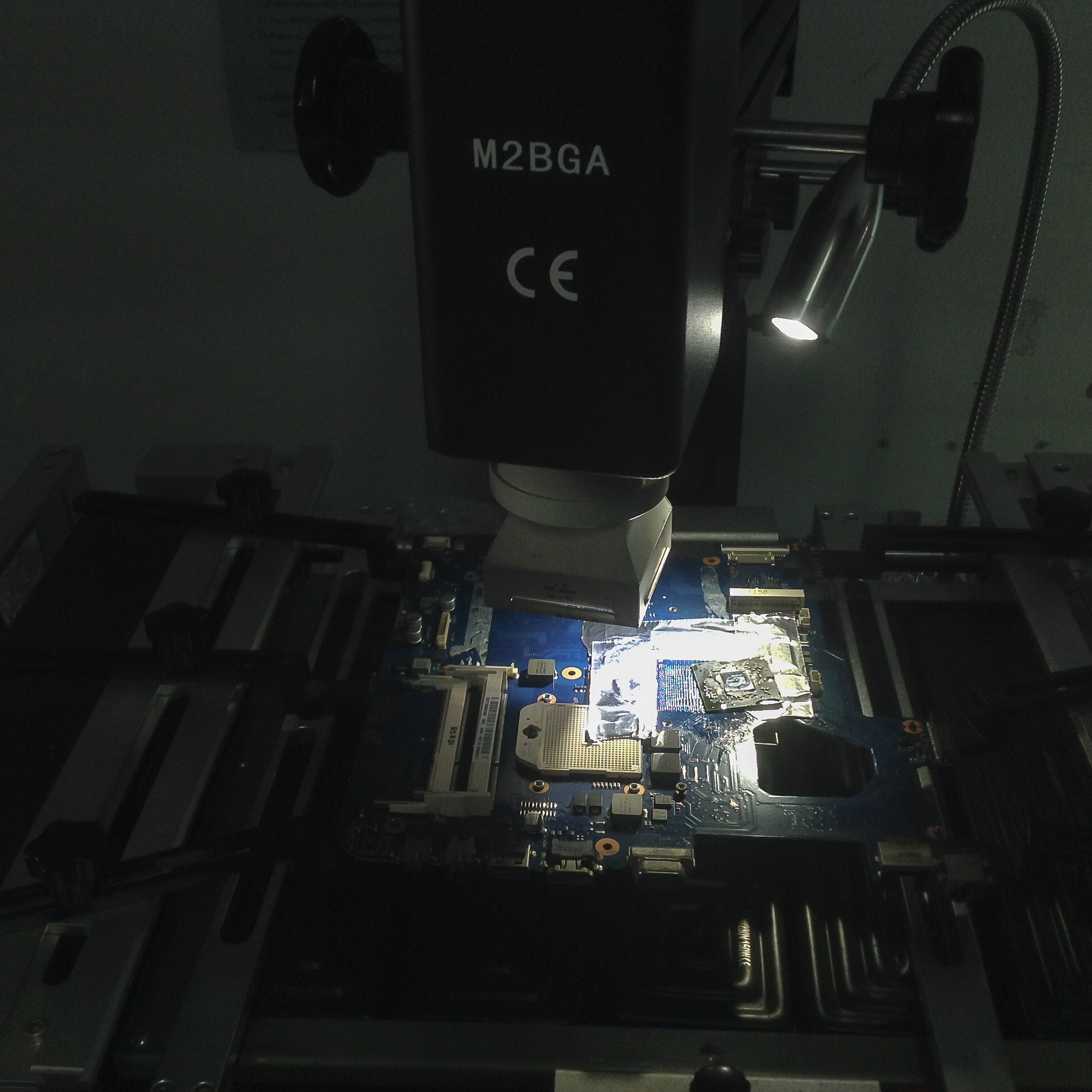 SAMSUNG NP305V4Z ไม่มีภาพ