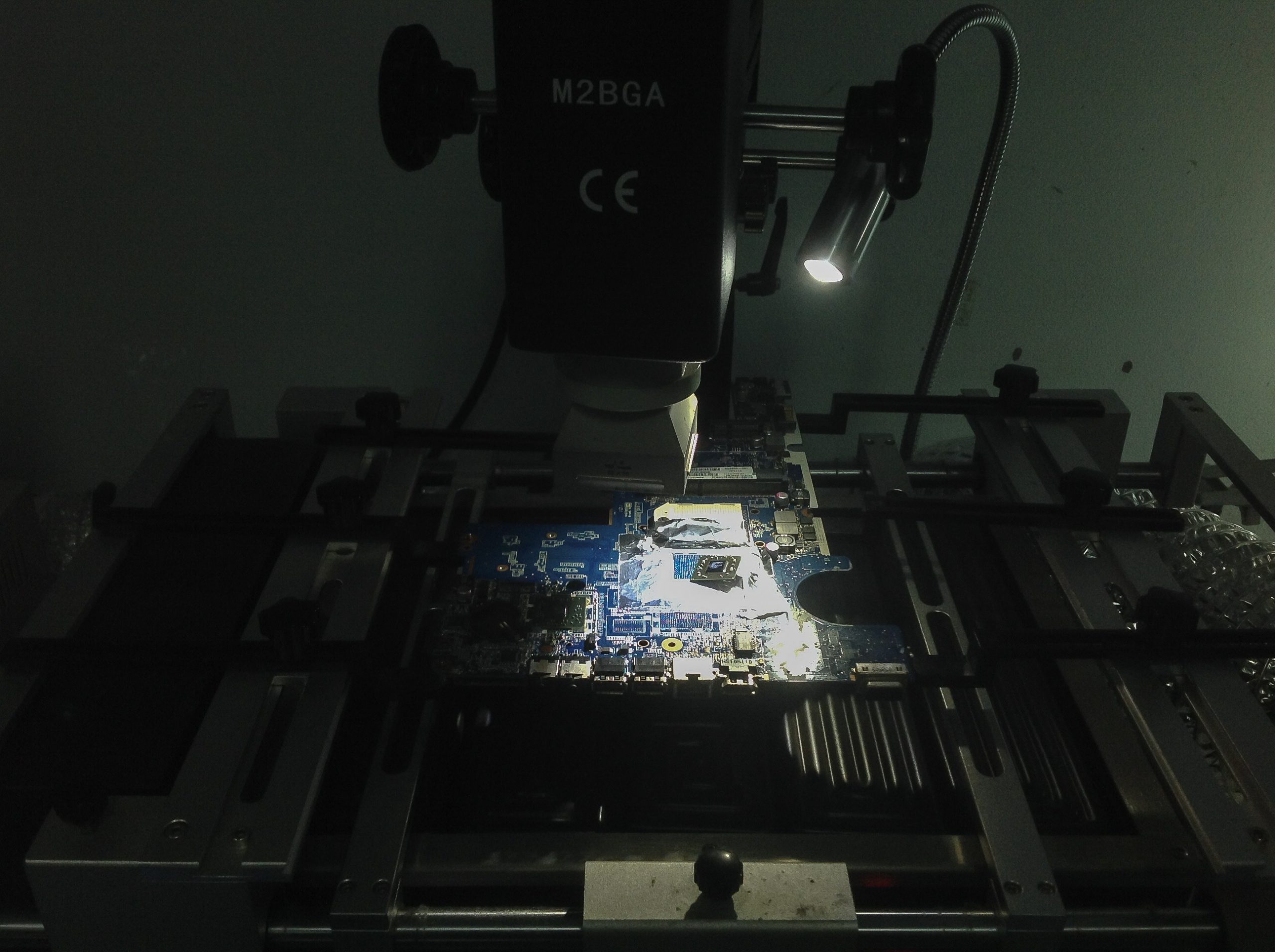 COMPAQ CQ42 อาการไม่มีภาพ