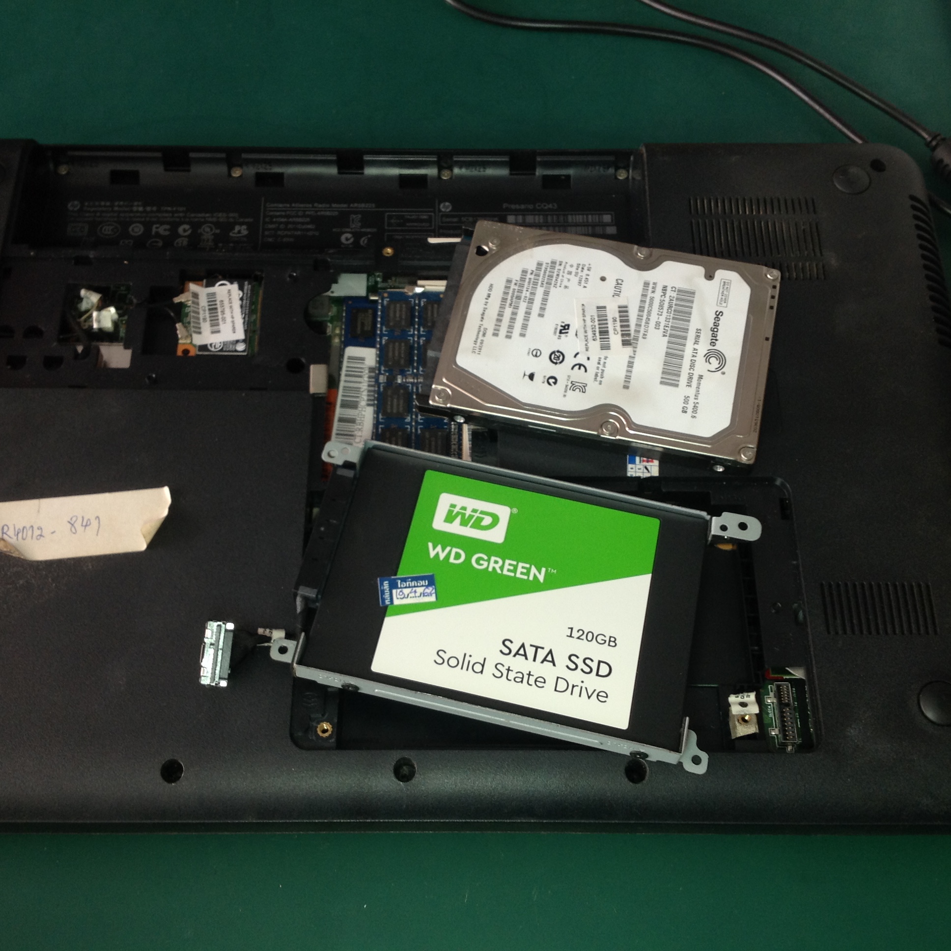 COMPAQ CQ43 เปลี่ยน SSD