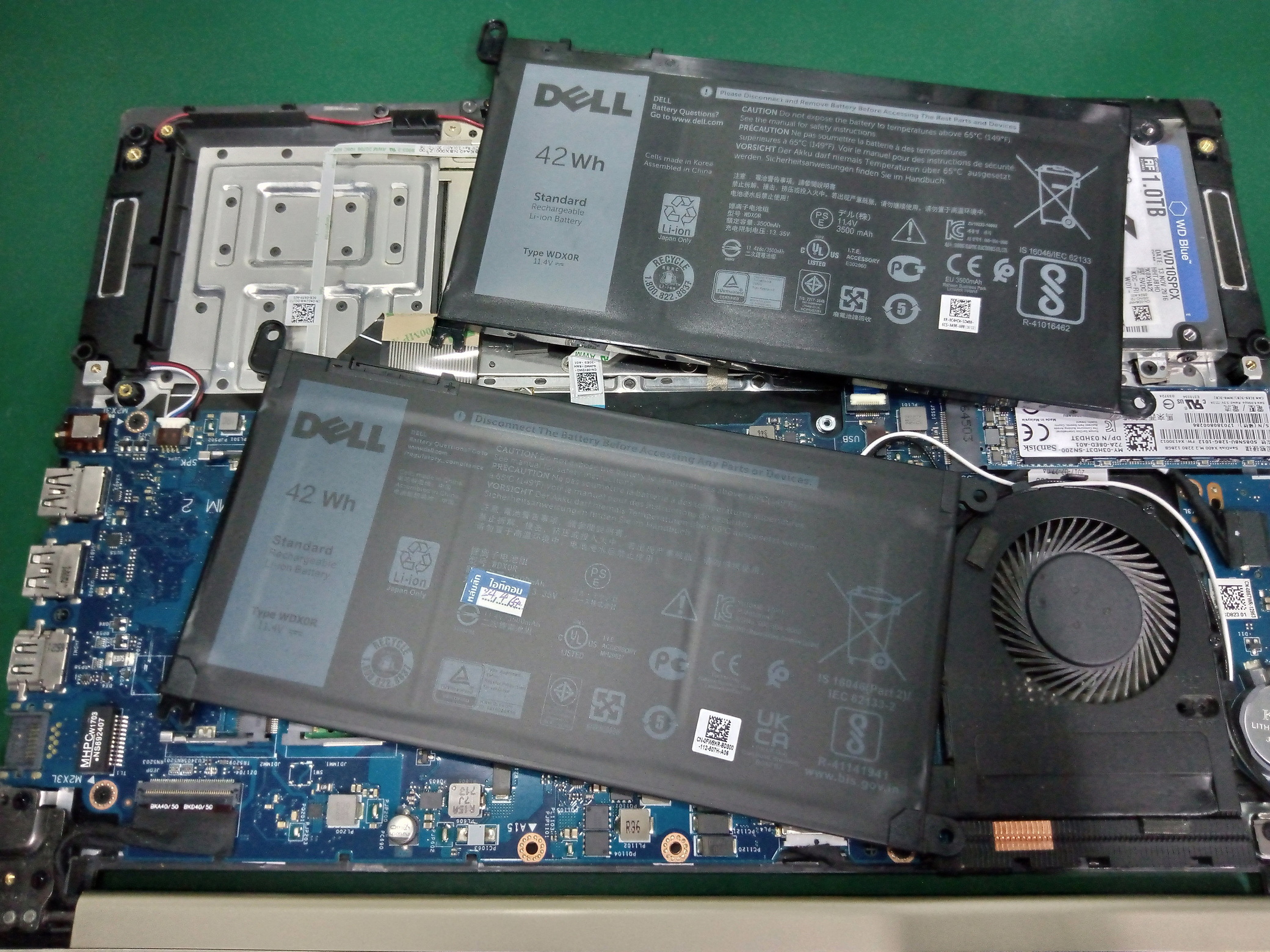 DELL 14-7460 เปลี่ยนแบต