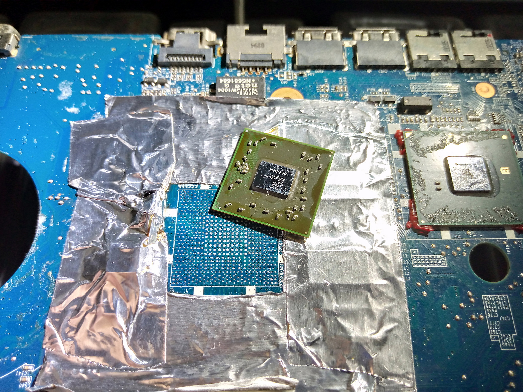 COMPAQ CQ42 ภาพลาย