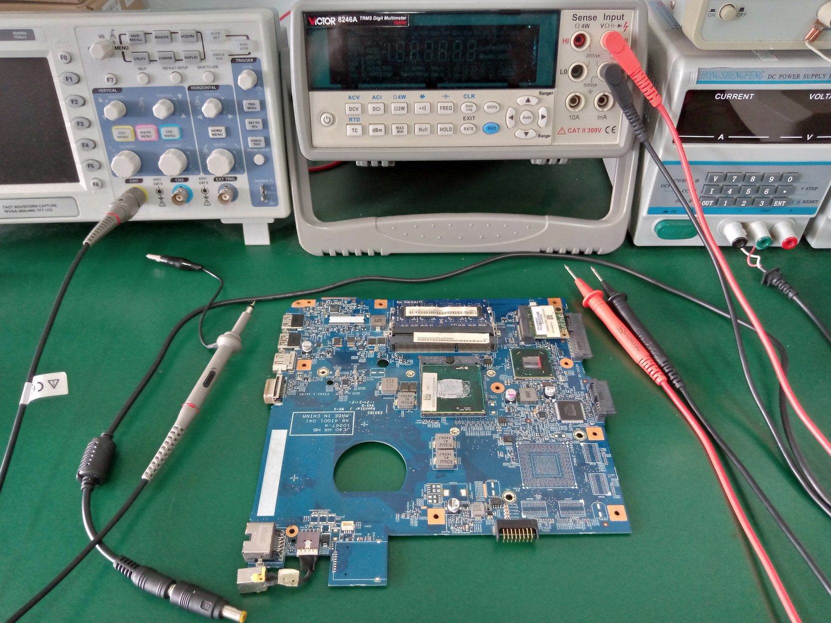 ACER 4750Z อาการเปิดไม่ติด